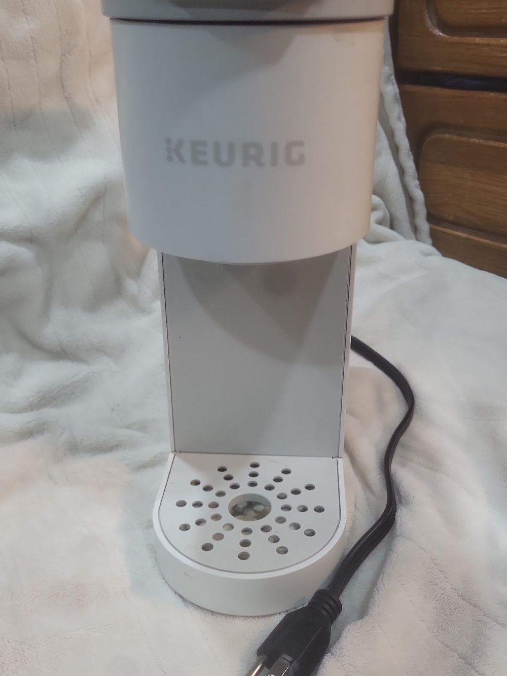 Keurig White Single-Serve Coffee Brewer